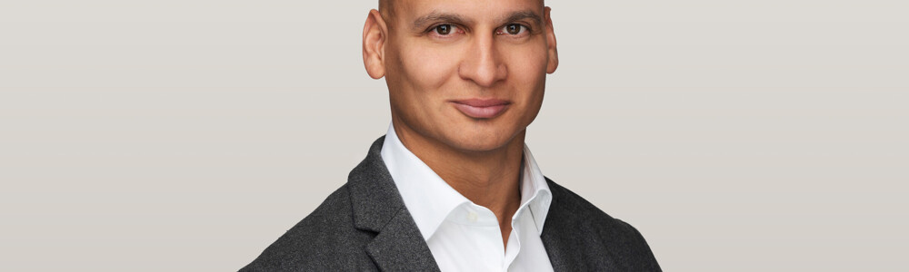 Dr. Christian Koch teilt im exklusiven payoff-Interview, warum der Biotech-Sektor aktuell an einer dynamischer Phase steht – mit wissenschaftlichen Fortschritten, strukturellen Chancen und neuen Perspektiven für Anleger. Erfahren Sie, wie fundamentale Trends derzeit noch nicht vollständig im Marktpreis reflektiert sind und welche Rolle innovative Technologie-Ansätze dabei spielen.